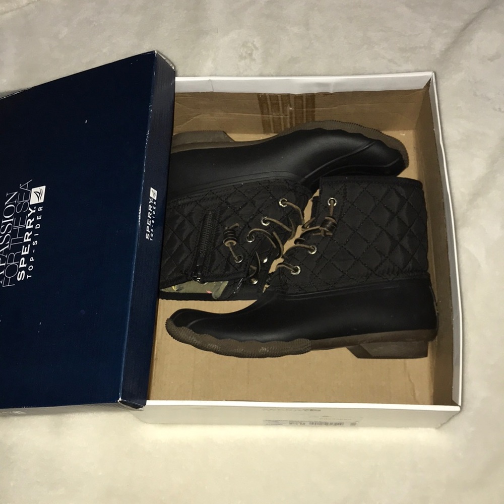 Black quilted Sperry boots